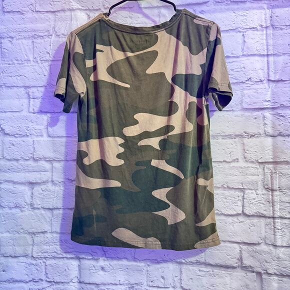 Oddpeople Pink Floyd Tour Shirt reproduction with Camo background SZ XS - Picture 2 of 3